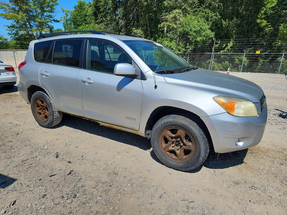 Photo 4 from auction – 2007 TOYOTA RAV4 with VIN JTMZK31V376005956