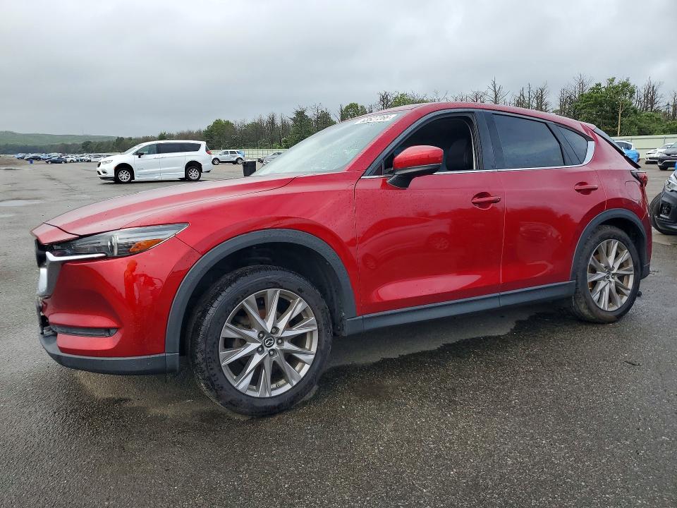 MAZDA CX-5 2019 with VIN JM3KFBDM7K0502692 - Photo from auction