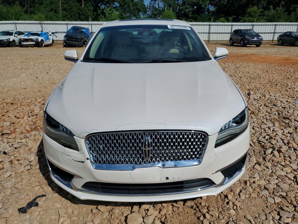 Photo 5 from auction – 2017 LINCOLN MKZ with VIN 3LN6L5F98HR607632