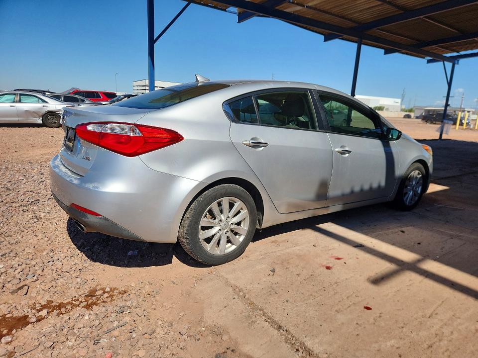 Фото 3 с аукциона – 2014 KIA FORTE с VIN KNAFX4A80E5095314