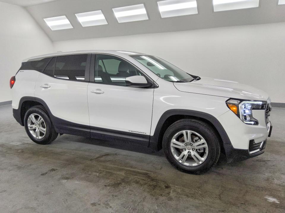 Photo 4 from auction – 2024 GMC TERRAIN with VIN 3GKALMEGXRL388044