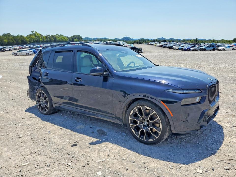 Photo 4 from auction – 2024 BMW X7 with VIN 5UX23EM02R9W18807