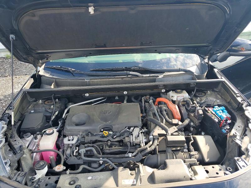 Photo 12 from auction – 2021 TOYOTA RAV4 HYBRID with VIN JTMR6RFV8MD008987