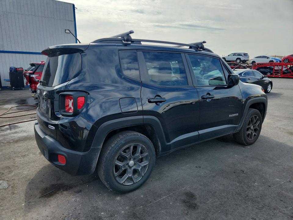 Photo 3 from auction – 2015 JEEP RENEGADE with VIN ZACCJBBT0FPB76127