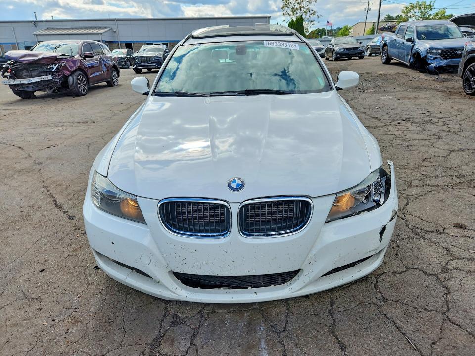 Photo 5 from auction – 2011 BMW 328 with VIN WBAUT9C54BA191467