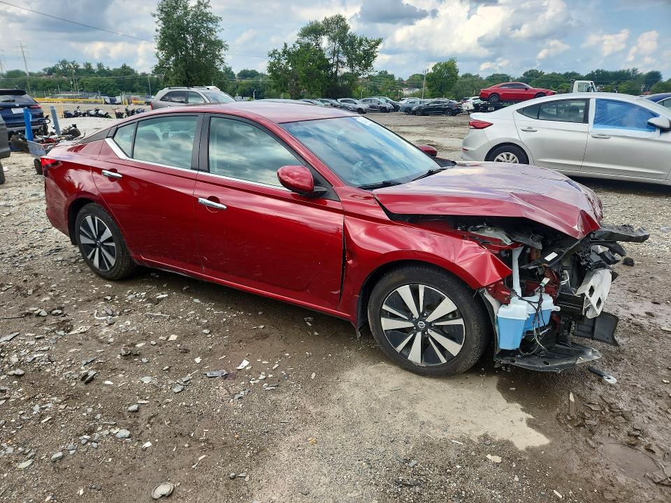 Photo 4 from auction – 2022 NISSAN ALTIMA with VIN 1N4BL4DV5NN347983