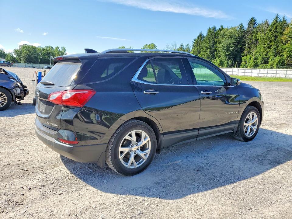 Photo 3 from auction – 2020 CHEVROLET EQUINOX with VIN 2GNAXXEV6L6253968