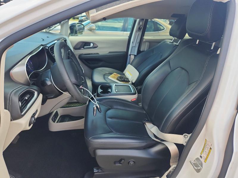 Photo 7 from auction – 2024 CHRYSLER PACIFICA with VIN 2C4RC1BG3RR133594