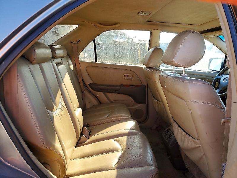 Photo 11 from auction – 2000 LEXUS RX with VIN JT6HF10U1Y0115963