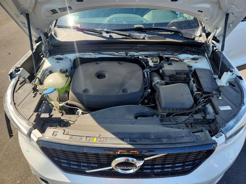 Photo 11 from auction – 2020 VOLVO XC40 with VIN YV4162UM4L2308127