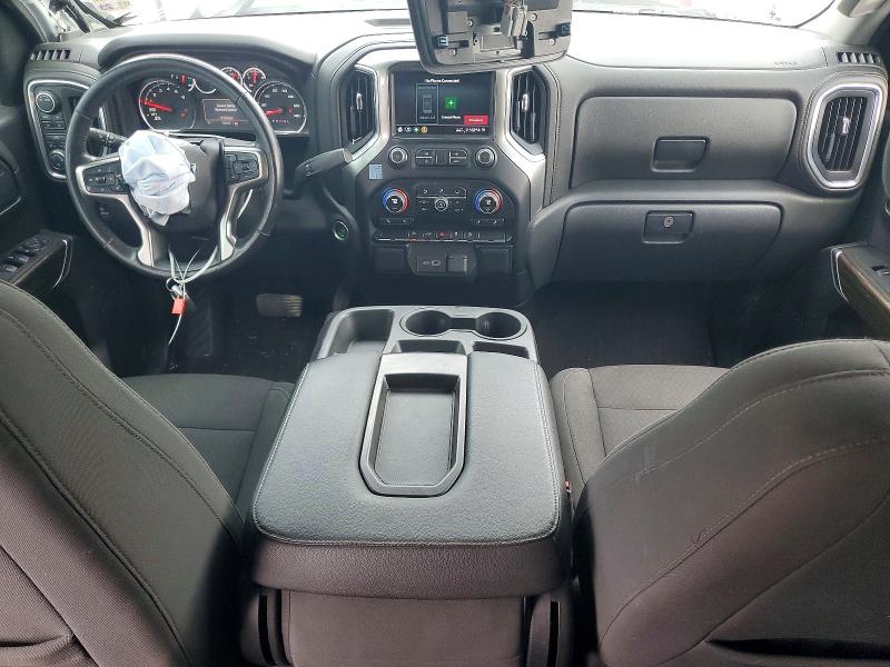 Photo 8 from auction – 2022 CHEVROLET SILVERADO LTD with VIN 3GCUYDED0NG181875