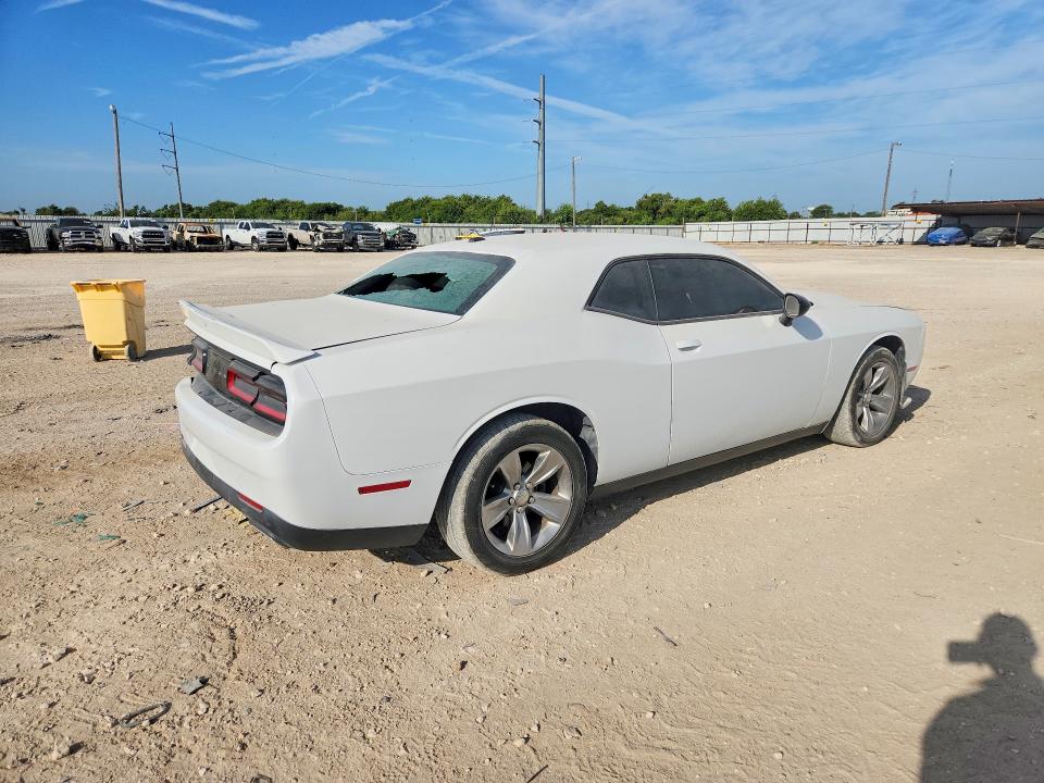 Photo 3 from auction – 2019 DODGE CHALLENGER with VIN 2C3CDZAG2KH750729