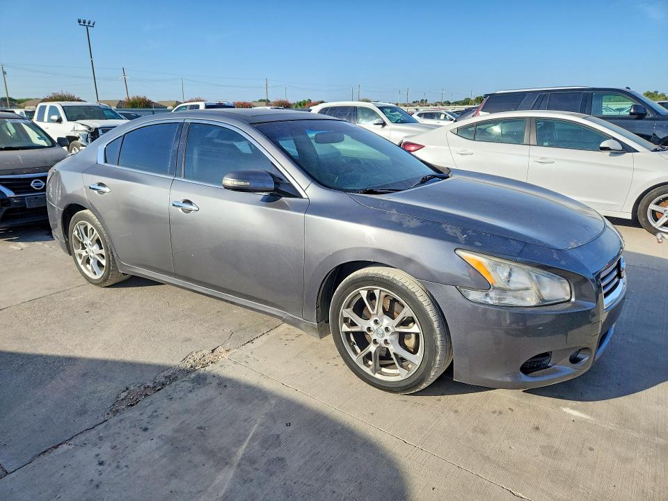 Photo 4 from auction – 2014 NISSAN MAXIMA with VIN 1N4AA5AP1EC445854