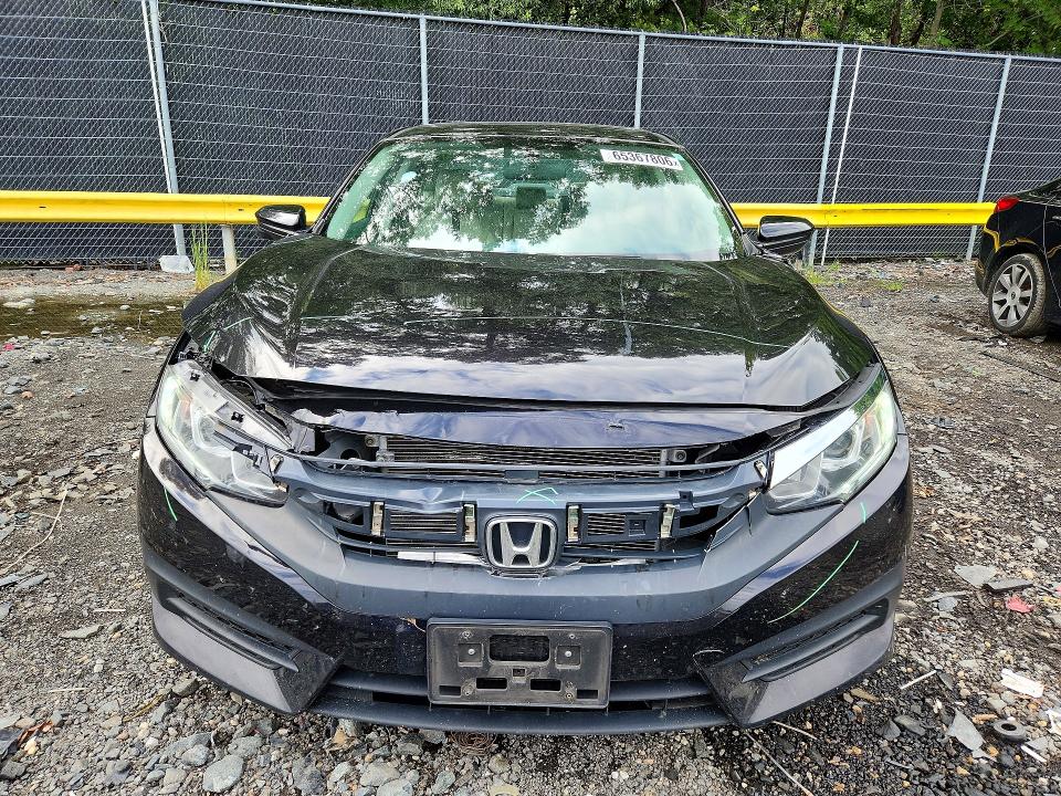 Photo 5 from auction – 2017 HONDA CIVIC with VIN 2HGFC2F72HH530691