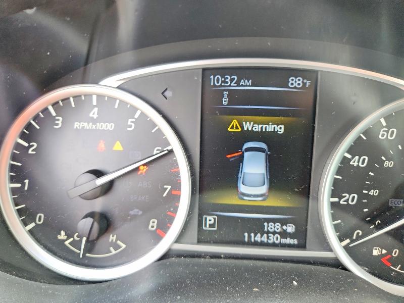 Photo 9 from auction – 2018 NISSAN SENTRA with VIN 3N1AB7AP2JL619368