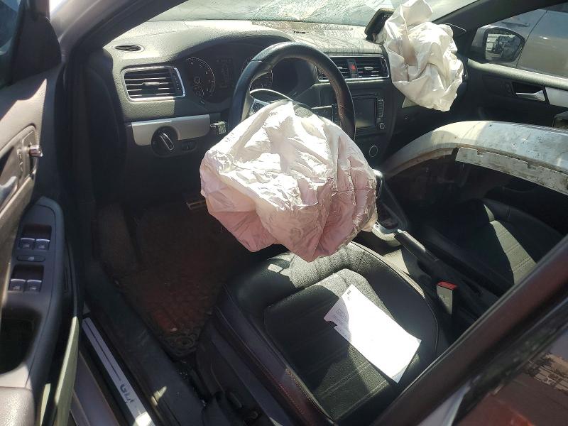 Photo 8 from auction – 2013 VOLKSWAGEN JETTA with VIN 3VW4A7AJXDM249131