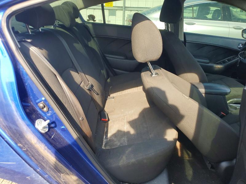 Photo 10 from auction – 2017 KIA FORTE with VIN 3KPFL4A77HE103567