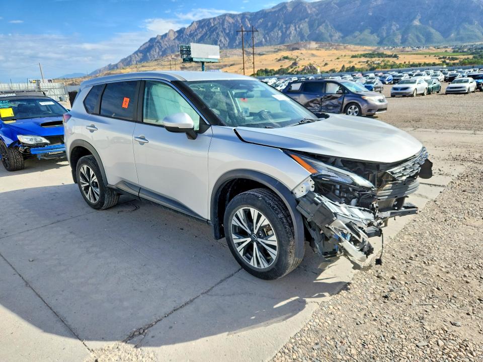 Photo 4 from auction – 2023 NISSAN ROGUE with VIN 5N1BT3BBXPC681384