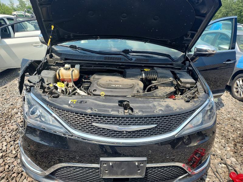 Photo 12 from auction – 2017 CHRYSLER PACIFICA with VIN 2C4RC1GG4HR841599