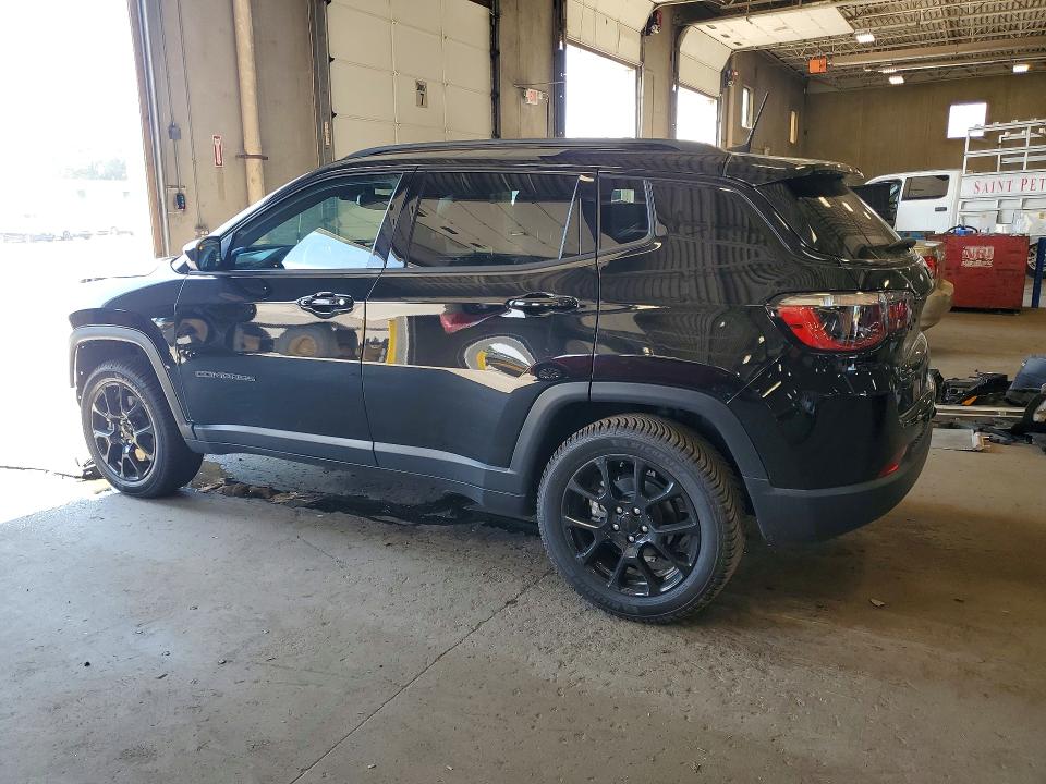 Photo 2 from auction – 2023 JEEP COMPASS with VIN 3C4NJDBN1PT515816