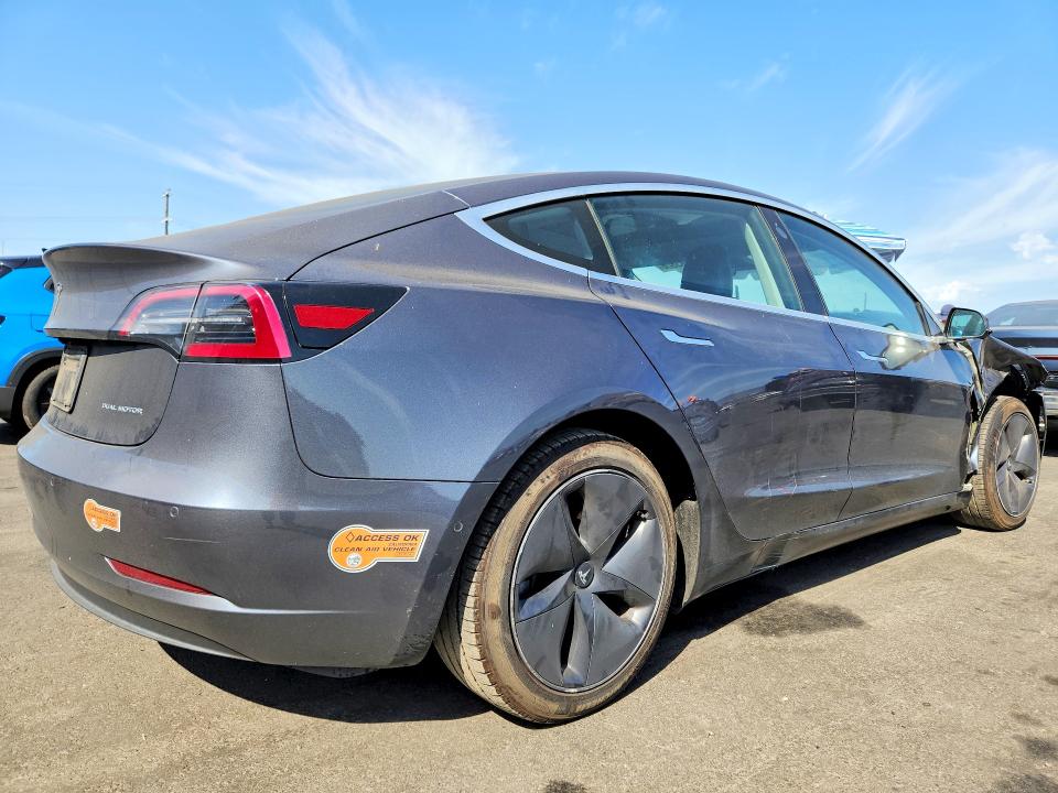 Photo 3 from auction – 2020 TESLA MODEL 3 with VIN 5YJ3E1EB6LF649547