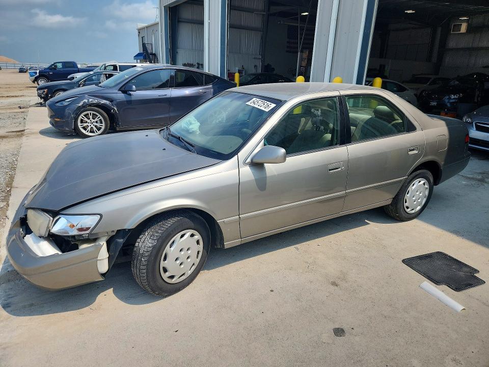 TOYOTA CAMRY 1997 with VIN 4T1BG22K7VU148950 - Photo from auction