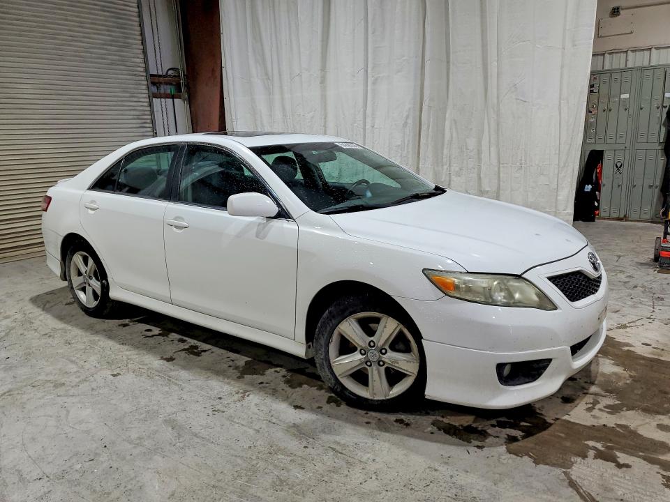 Photo 4 from auction – 2011 TOYOTA CAMRY with VIN 4T1BF3EK0BU734938