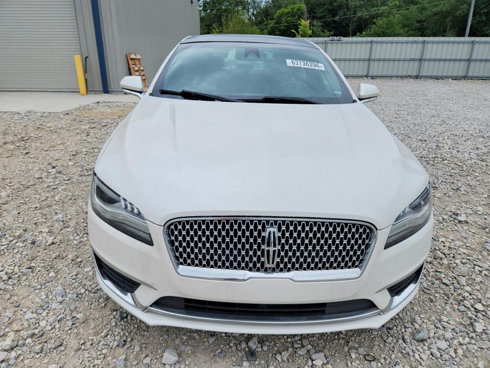 Photo 5 from auction – 2017 LINCOLN MKZ with VIN 3LN6L5FC8HR623910