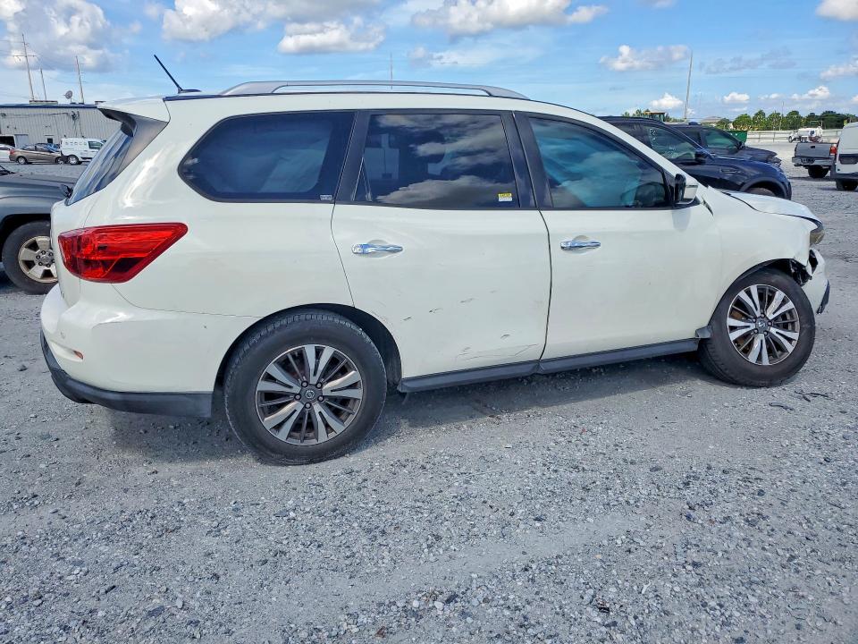 Photo 3 from auction – 2017 NISSAN PATHFINDER with VIN 5N1DR2MN8HC654484