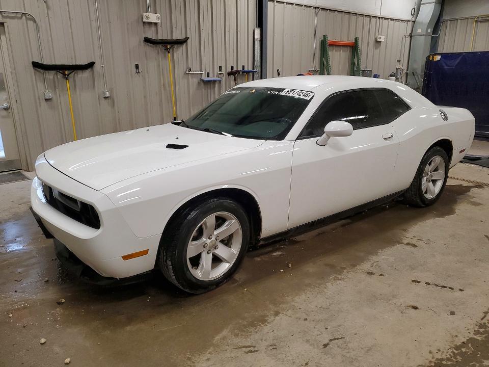 DODGE CHALLENGER 2013 with VIN 2C3CDYAG2DH718683 - Photo from auction