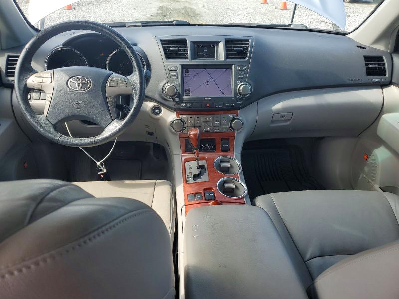 Photo 8 from auction – 2010 TOYOTA HIGHLANDER with VIN JTEYK3EH9A2105554