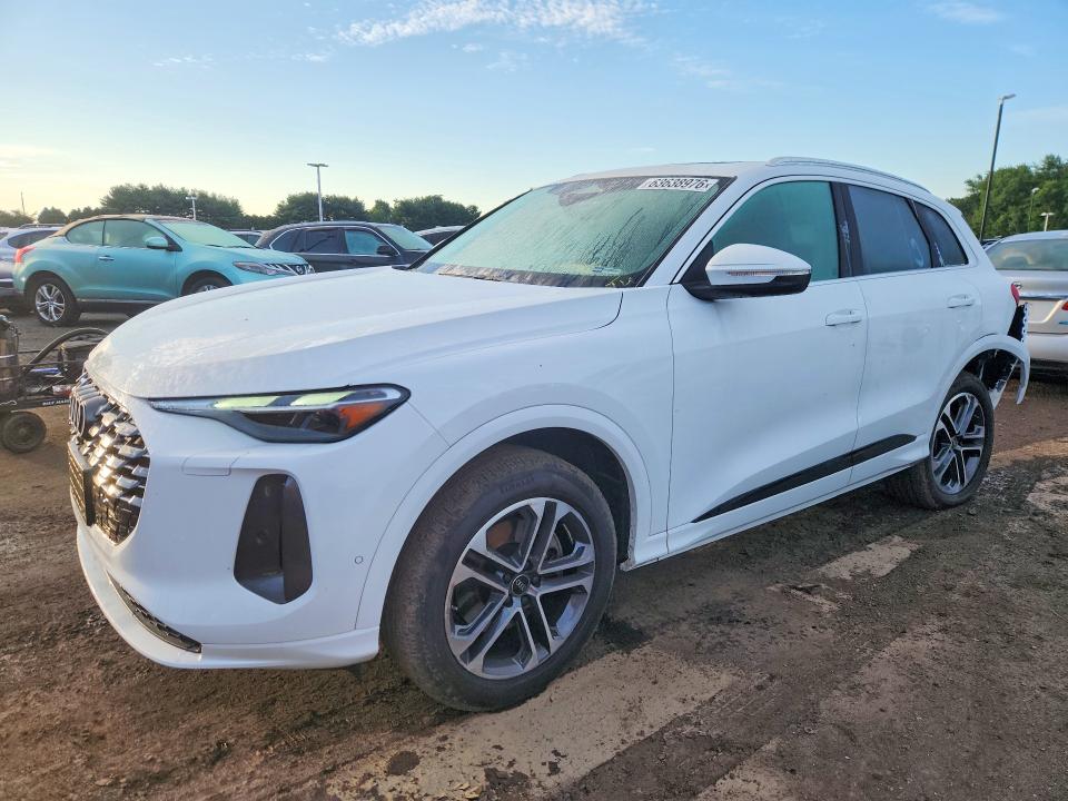 AUDI Q5 2025 with VIN WA11AAGU2S2049394 - Photo from auction