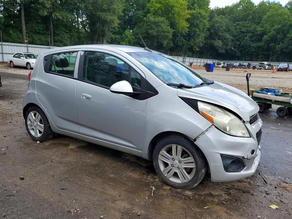 Photo 4 from auction – 2014 CHEVROLET SPARK with VIN KL8CD6S96EC560605