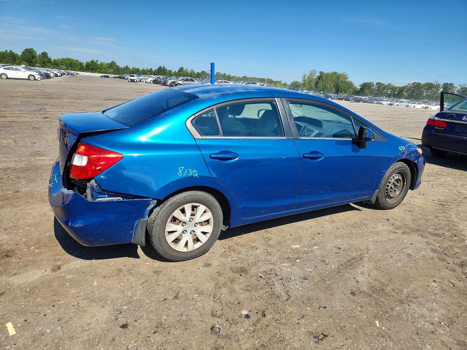 Photo 3 from auction – 2012 HONDA CIVIC with VIN 2HGFB2F59CH540533