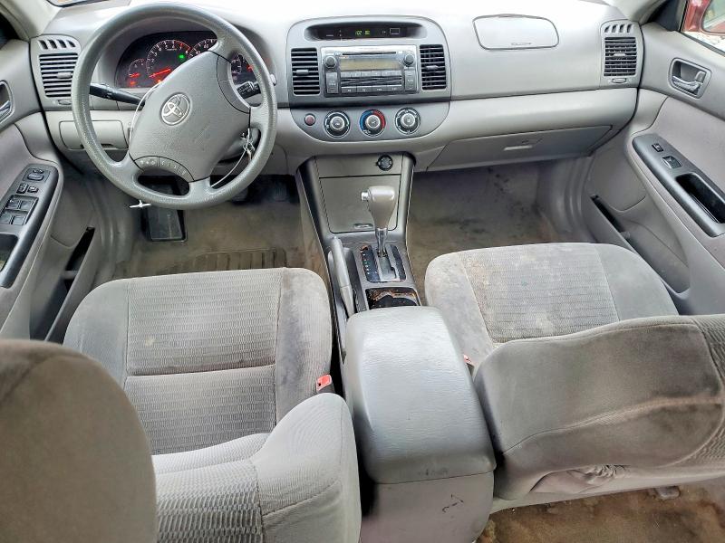 Photo 8 from auction – 2005 TOYOTA CAMRY with VIN 4T1BE32K45U390249