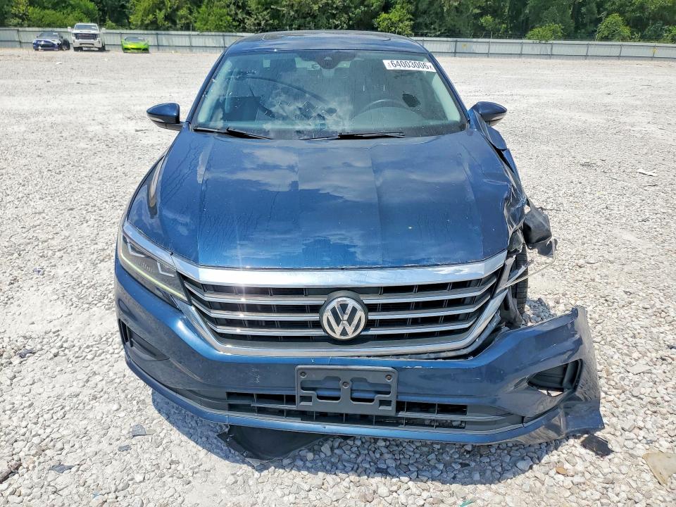 Photo 5 from auction – 2022 VOLKSWAGEN PASSAT with VIN 1VWSA7A37NC005044