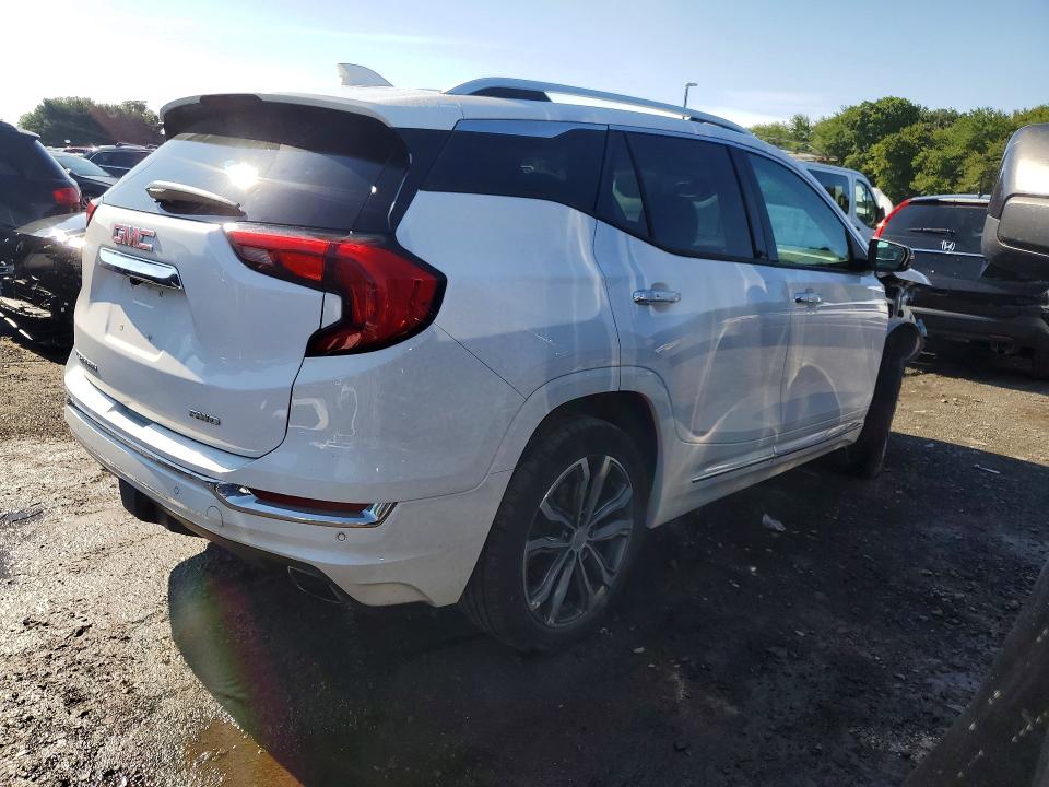 Photo 3 from auction – 2018 GMC TERRAIN with VIN 3GKALXEX7JL207438
