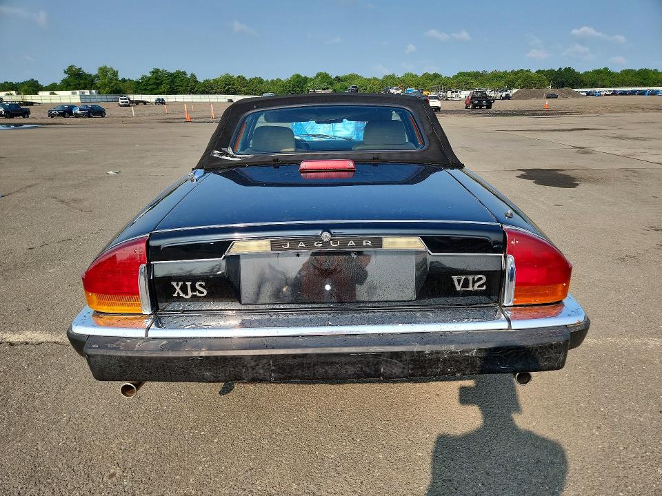 Photo 6 from auction – 1989 JAGUAR XJS with VIN SAJNV4845KC152168