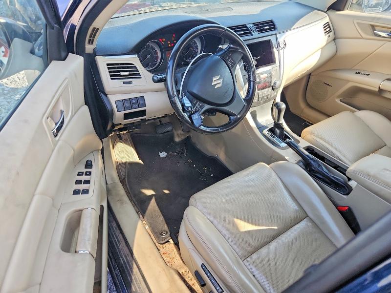 Photo 8 from auction – 2010 SUZUKI KIZASHI with VIN JS2RF9A75A6100640