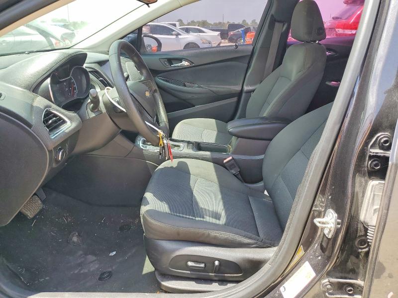Photo 7 from auction – 2017 CHEVROLET CRUZE with VIN 1G1BE5SM2H7196459