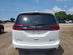 Photo 6 from auction – 2021 CHRYSLER PACIFICA with VIN 2C4RC1S70MR510956