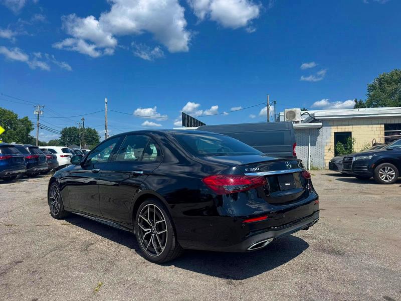 Photo 3 from auction – 2022 MERCEDES-BENZ E with VIN W1KZF8DB6NB091423