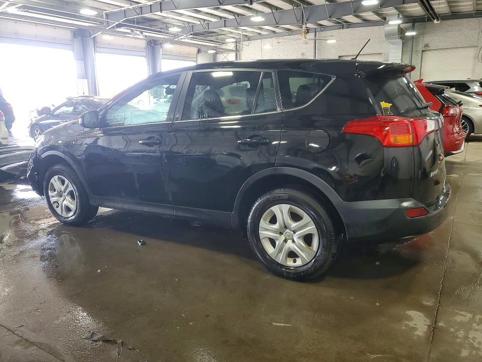Photo 2 from auction – 2015 TOYOTA RAV4 with VIN 2T3BFREV8FW372559