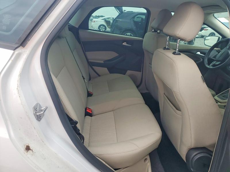 Photo 10 from auction – 2017 FORD FOCUS with VIN 1FADP3K29HL337926