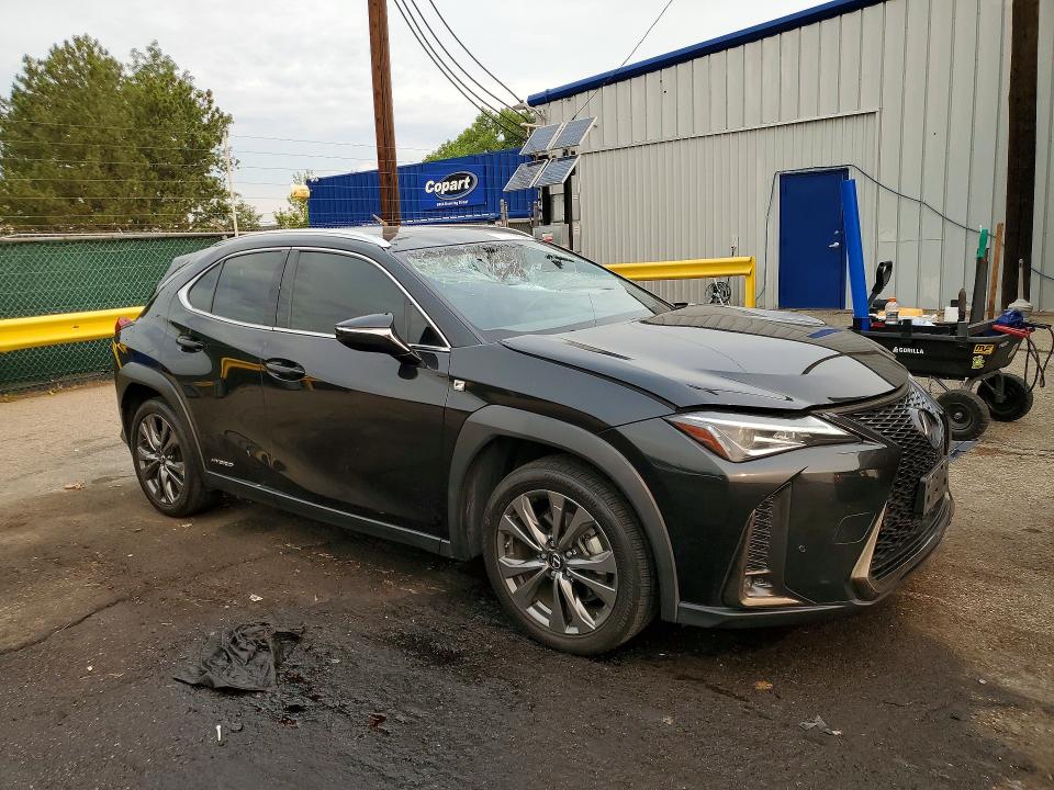 Photo 4 from auction – 2020 LEXUS UX with VIN JTHR9JBH5L2032083