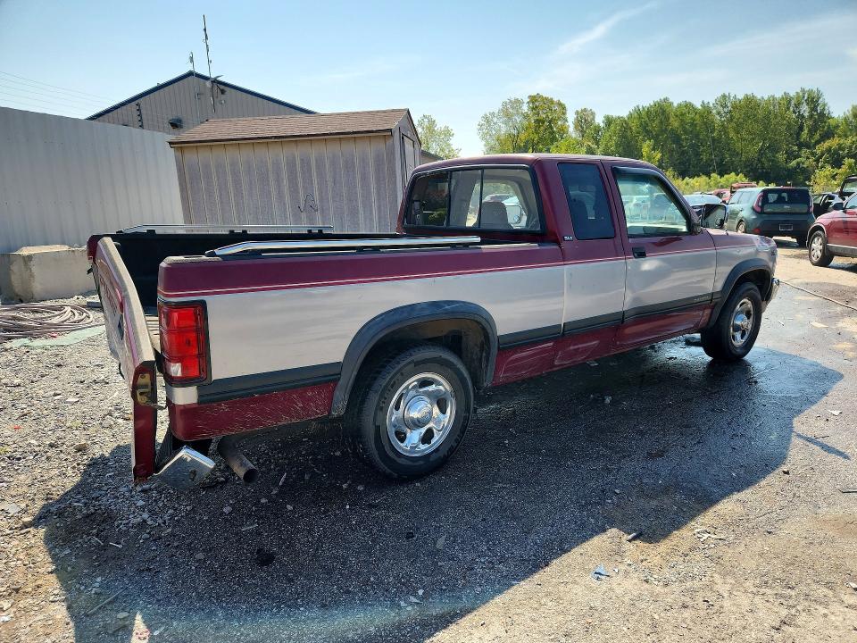 Photo 3 from auction – 1996 DODGE DAKOTA with VIN 1B7GL23X0TS555663