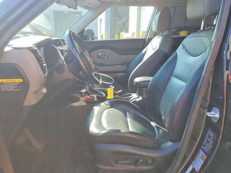 Photo 7 from auction – 2017 KIA SOUL with VIN KNDJP3A59H7451765