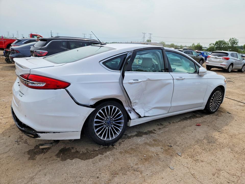 Photo 3 from auction – 2017 FORD FUSION with VIN 3FA6P0K99HR182798