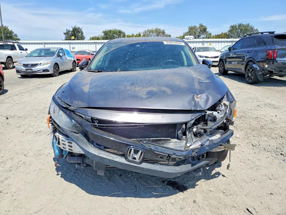 Photo 5 from auction – 2019 HONDA CIVIC with VIN 19XFC1F39KE212771