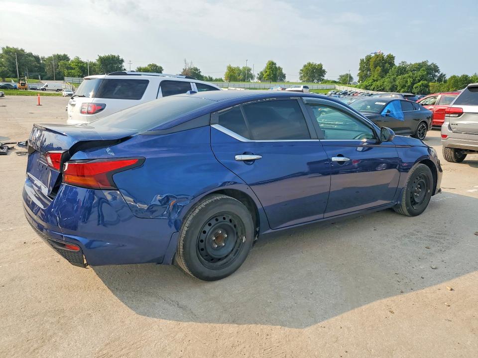 Photo 3 from auction – 2020 NISSAN ALTIMA with VIN 1N4BL4BV7LC245306